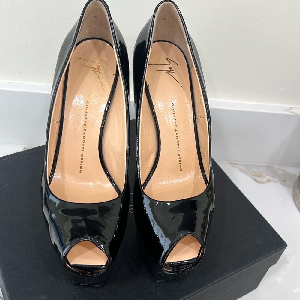 Giuseppe Zanotti heels
